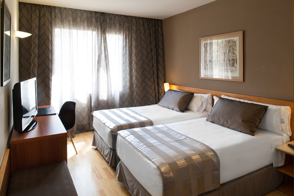 ホテル カタロニア グラシア バルセロナ エクステリア 写真